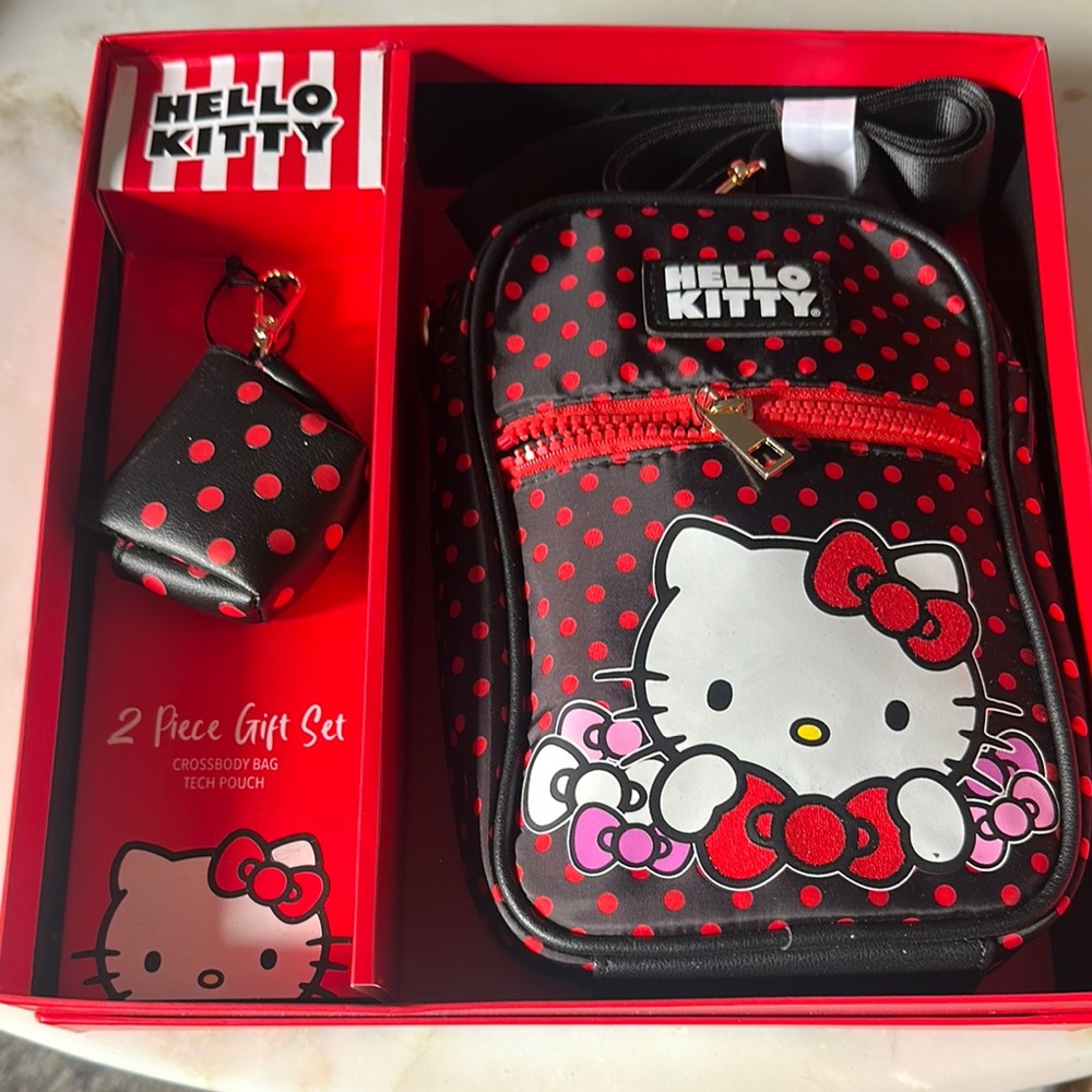 Hello Kitty Black and Red Polka Dot Bag Set